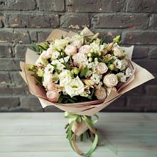Букет цветов из:  Альстромерии, Розы и Хризантемы в Комсомольском Республика Дагестан