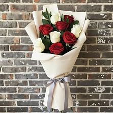 Букет цветов из:  Розы в Комсомольском Республика Дагестан