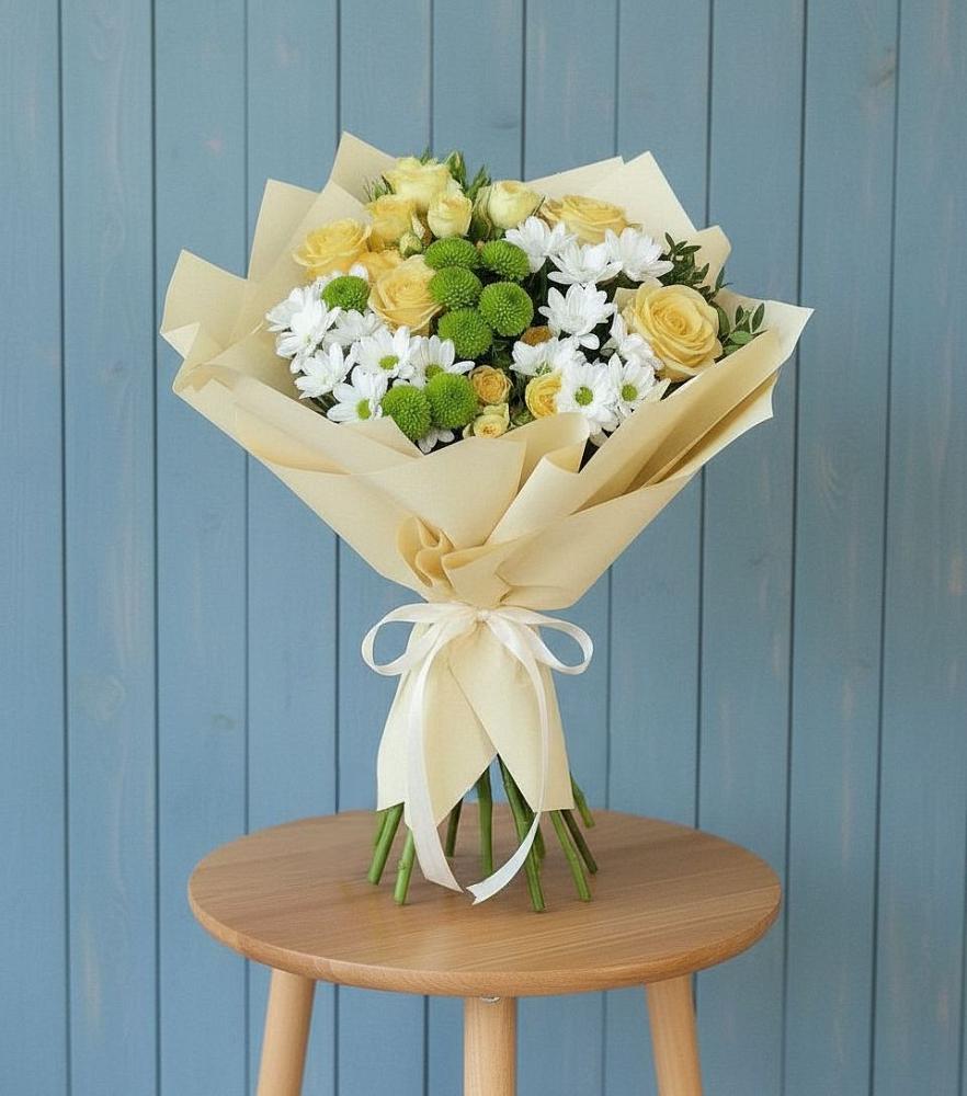 Букет цветов из: Хризантемы и Розы в Комсомольском Республика Дагестан