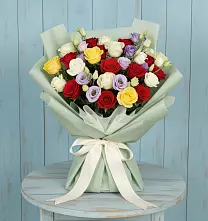 Букет цветов из:  Розы в Комсомольском Республика Дагестан
