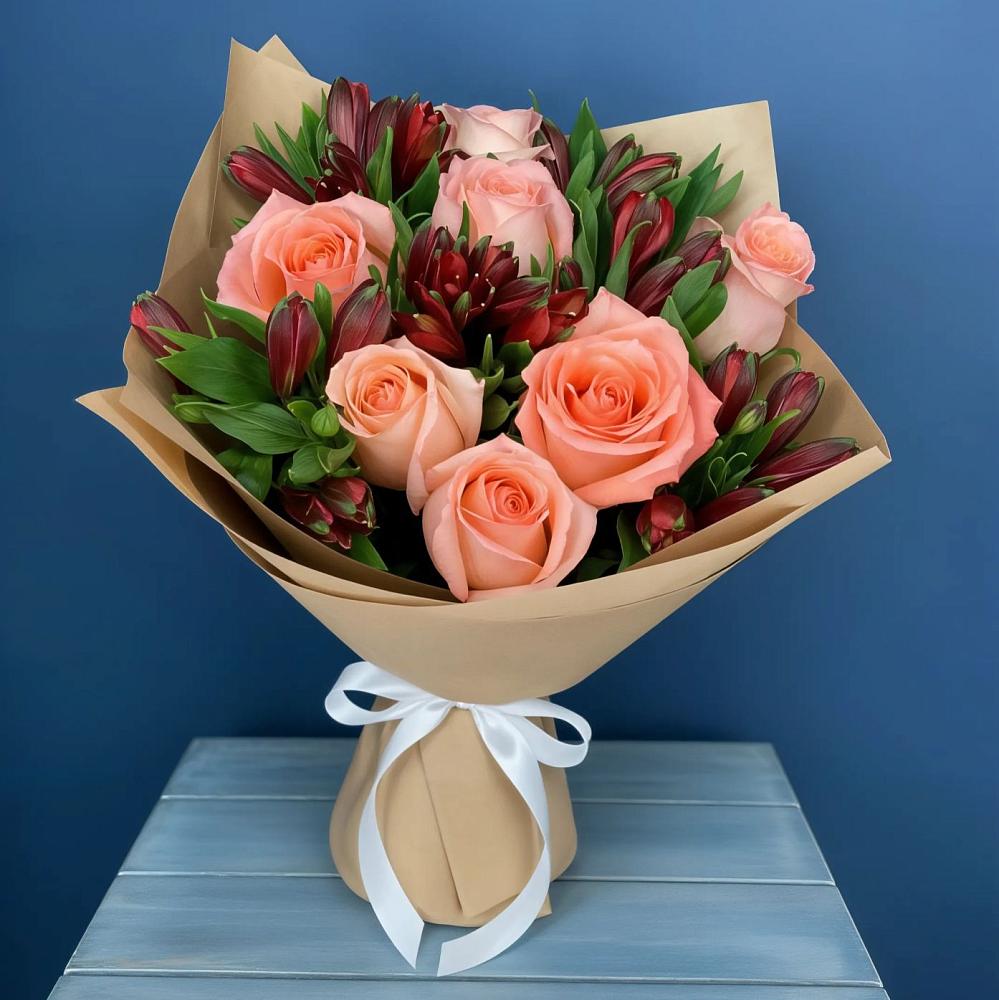 Букет цветов из: Розы и Альстромерии в Комсомольском Республика Дагестан