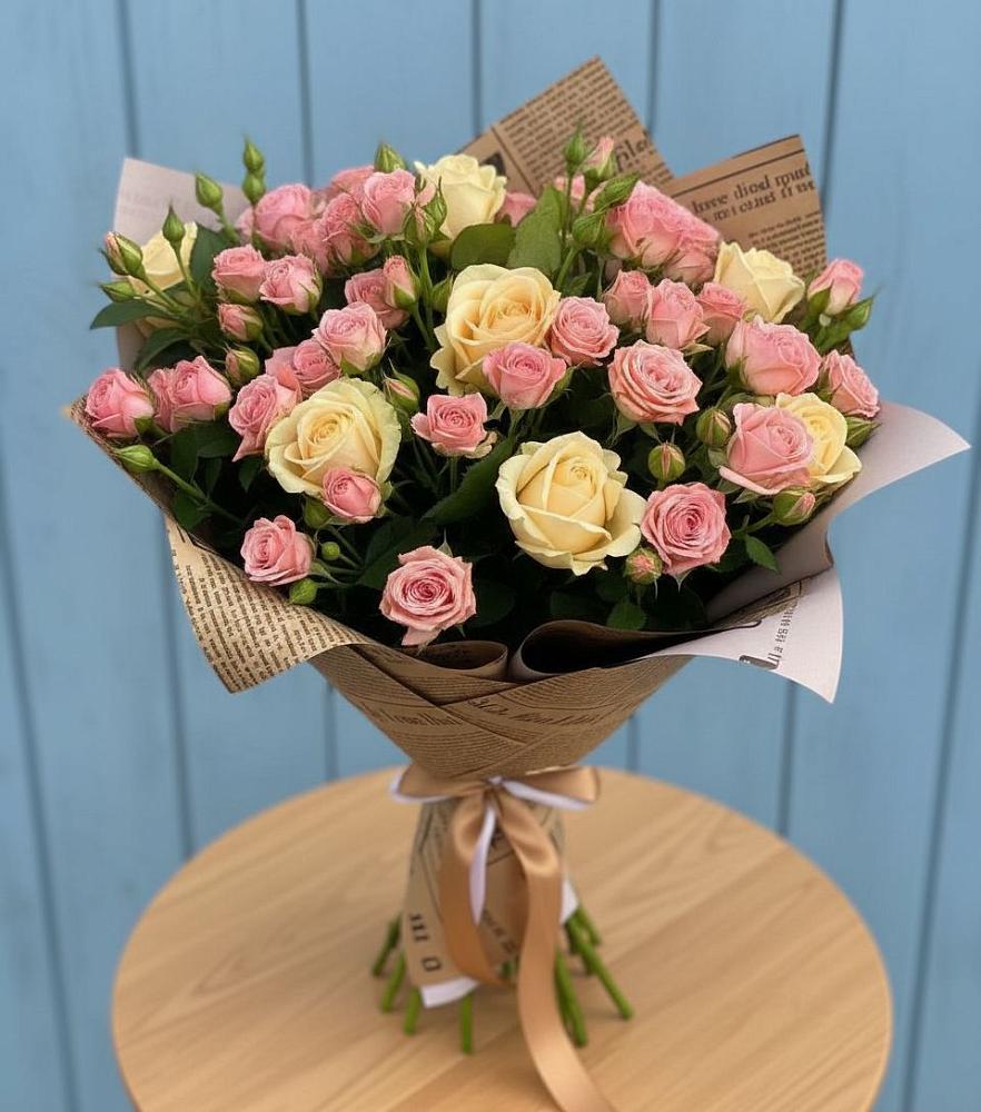 Букет цветов из: Розы в Комсомольском Республика Дагестан