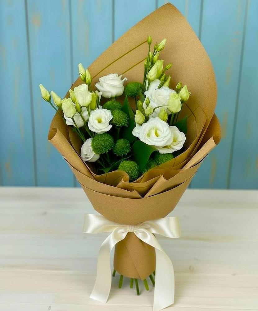 Букет цветов из: Хризантемы и Лизиантусы в Комсомольском Республика Дагестан