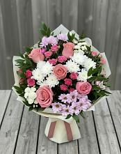 Букет цветов из:  Альстромерии, Гвоздики, Розы и Хризантемы в Комсомольском Республика Дагестан