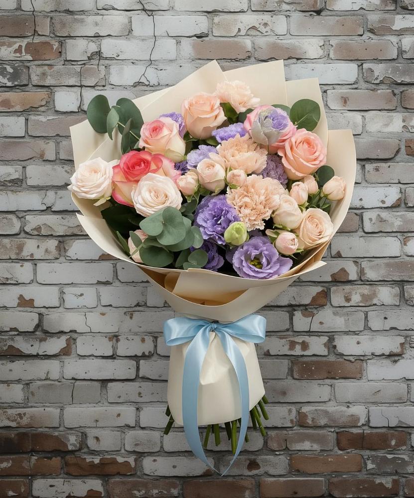 Букет цветов из: Розы, Лизиантусы и Гвоздики в Комсомольском Республика Дагестан