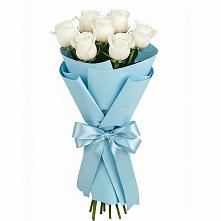 Букет 7 белых роз Проуд в Комсомольском Республика Дагестан