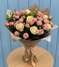 Букет цветов из:  Розы в Комсомольском Республика Дагестан