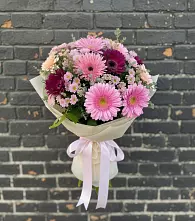Букет цветов из:  Герберы и Хризантемы в Комсомольском Республика Дагестан