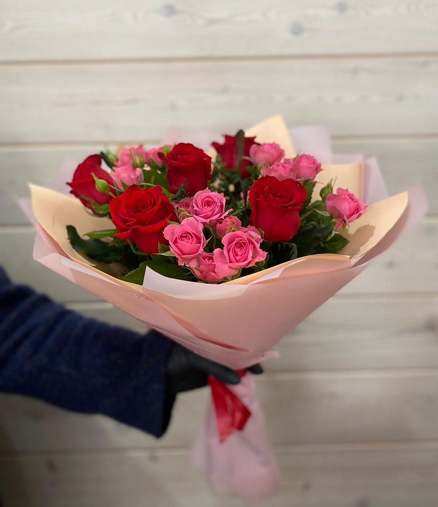 Букет цветов из: Розы в Комсомольском Республика Дагестан