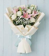 Букет цветов из:  Лилии в Комсомольском Республика Дагестан