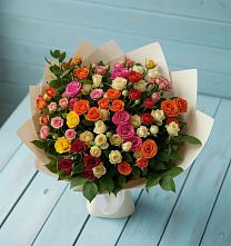 Букет Микс из разноцветных кустовых роз в Комсомольском Республика Дагестан