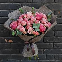 Букет цветов из:  Розы в Комсомольском Республика Дагестан